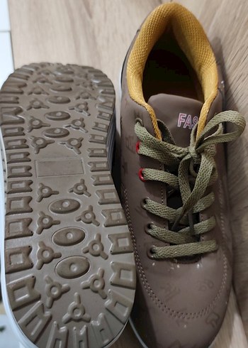 Bej Kadın Dolgu Topuklu Spor Ayakkabı - Görsel 2