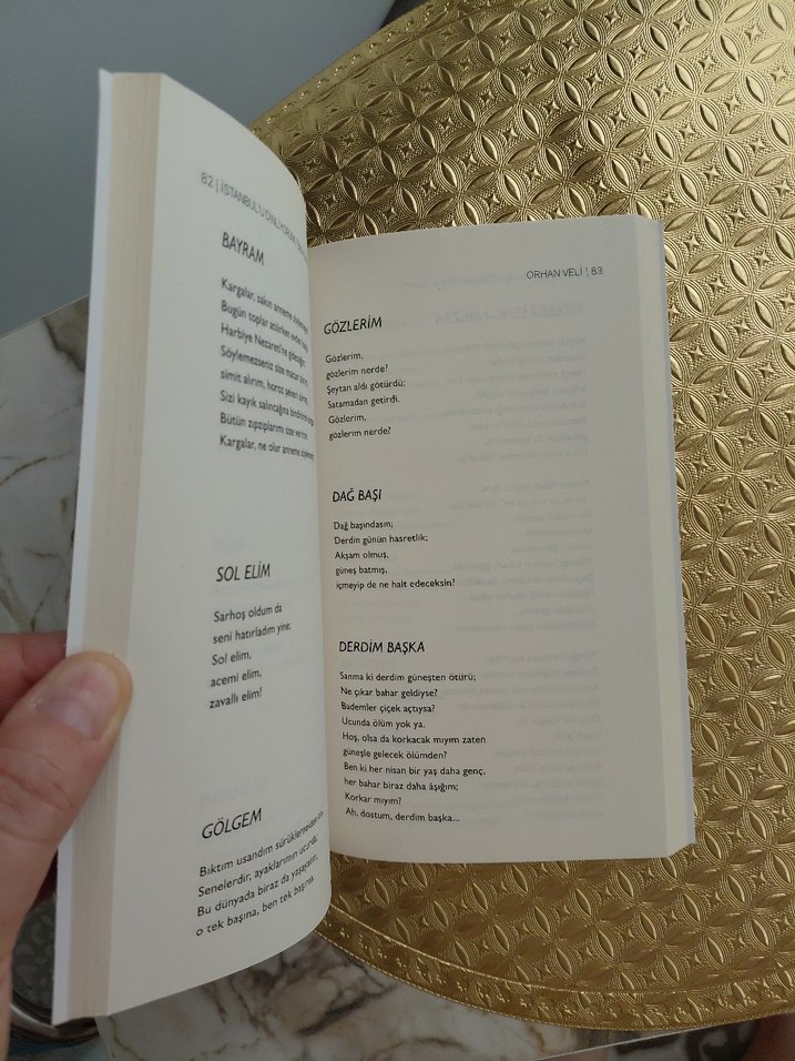 Orhan Veli - İstanbul'u Dinliyorum Şiir Kitabı - Görsel 4