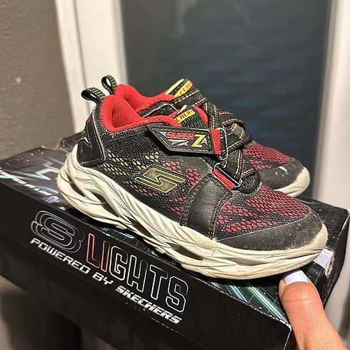 26 numara skechers