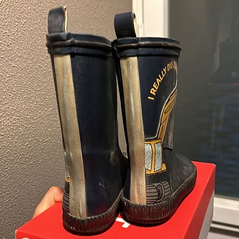 28 Beden siyah Renk H&M Yağmur botu