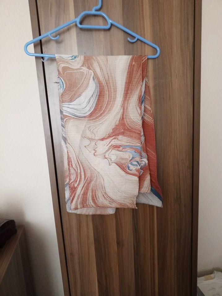 kadın başörtüsü - Görsel 2