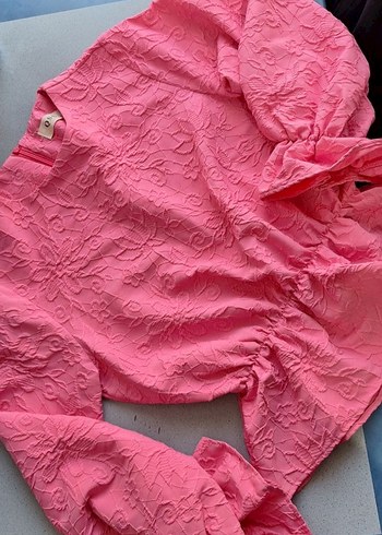 Pembe Nakışlı Kız Bluzu Volanlı - Görsel 2