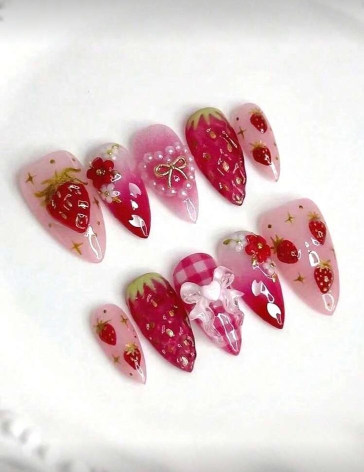 Çilek Takma Tırnak !YENİ ÜRÜN! - Görsel 2