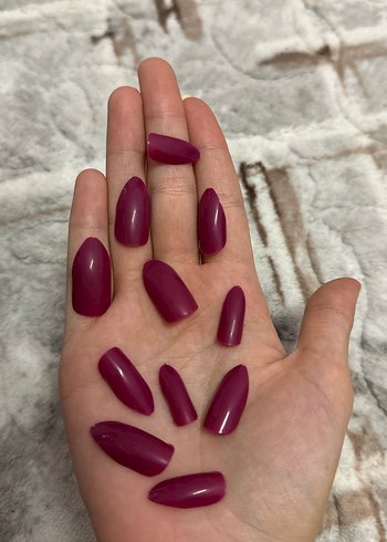 Beden Pastel Renkli Tırnak Süsleri
