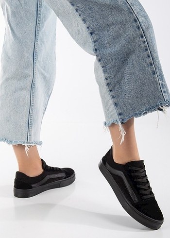 Diğer Siyah Bağcıklı Kadın Sneakers