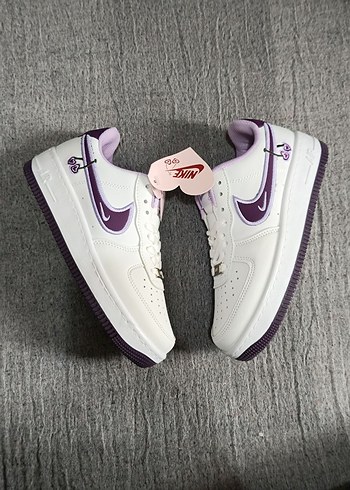 36 Beden Mor Detaylı Nike Kadın Spor Ayakkabı
