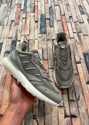 Adidas Sehir Stiline Uygun Haki Sneaker
