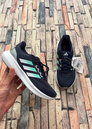 Adidas Siyah Spor Ayakkabi