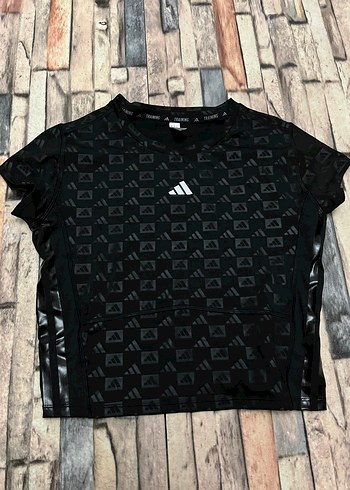 Adidas Siyah Kisa Kollu Spor Tisort