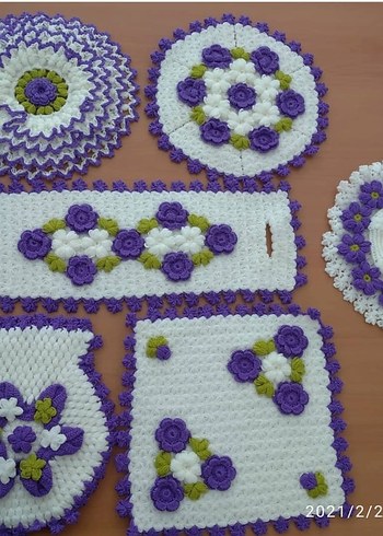 Mor Beyaz El Örgüsü Takımı