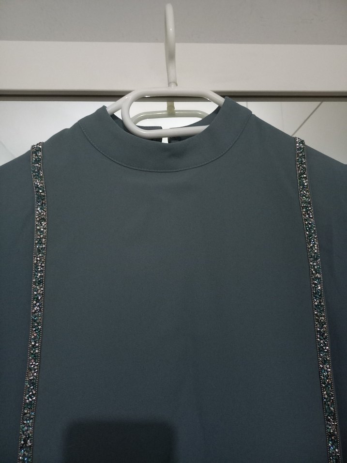 grimsi mavi renk taşlı şeritli abiye - Görsel 3