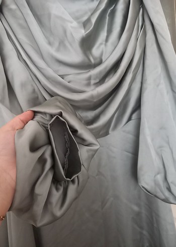 Gri Uzun Kollu Drapeli Kadın Abiye Elbise - Görsel 3