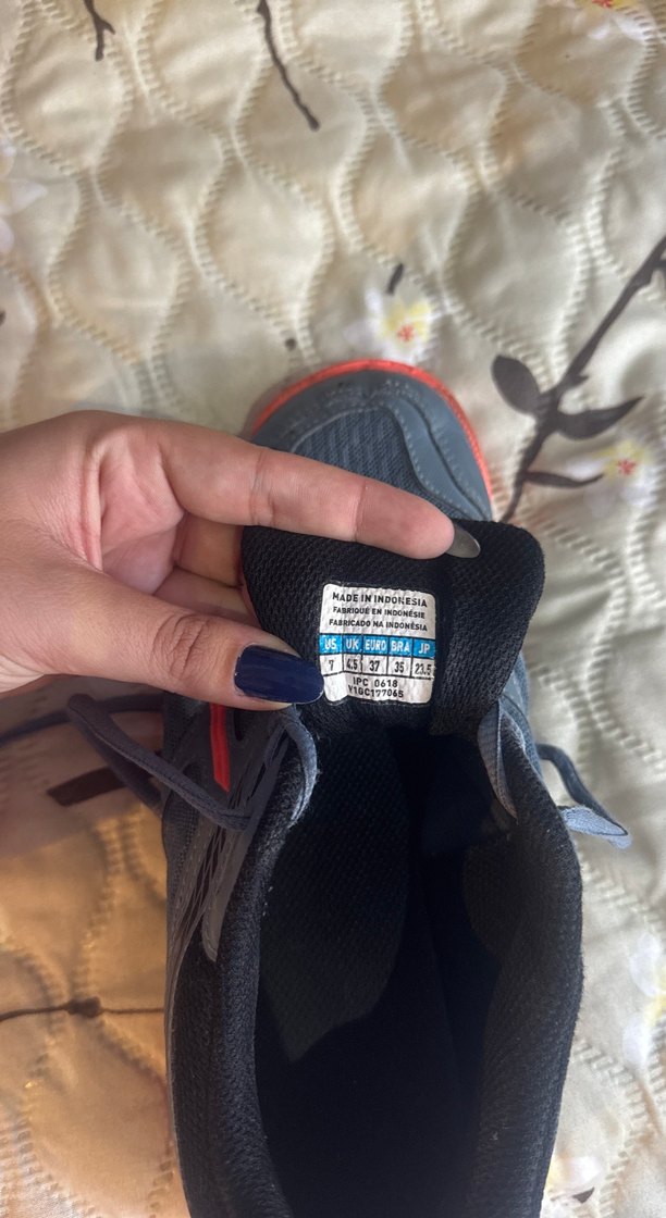 Mizuno Gri Kadın Voleybol Ayakkabısı - Görsel 2