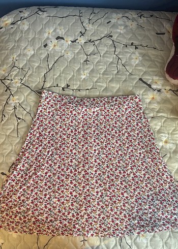 Çiçek Desenli Colins etek - Görsel 3