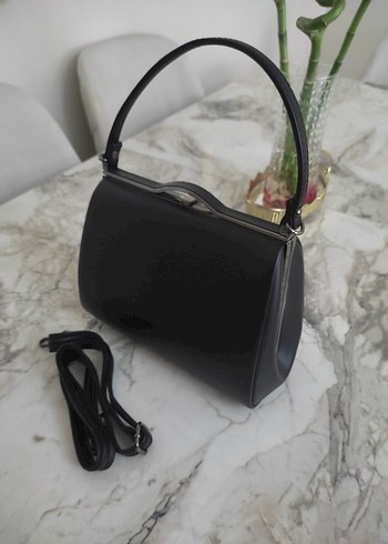 Klasik Siyah Deri Kadın Çanta - Görsel 4