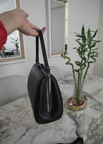 Klasik Siyah Deri Kadın Çanta - Görsel 2