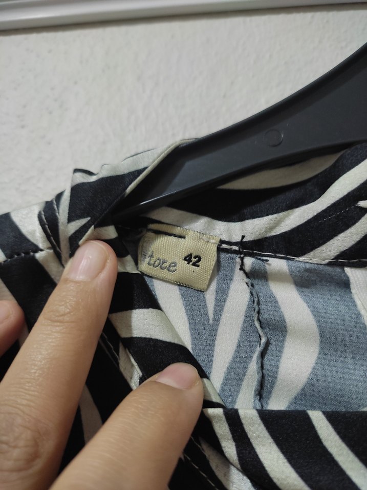 Zebra Desenli Uzun Kollu Piliseli Tunik - Görsel 3