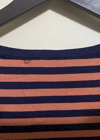 Düğmeli Çizgili Kısa Kollu Tişört - Görsel 4