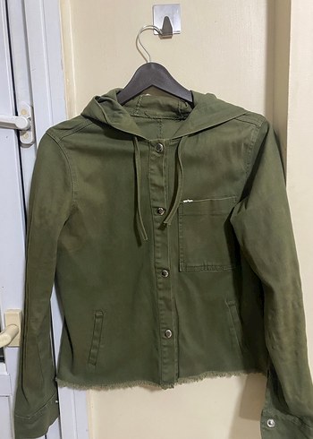 Düğmeli Kapüşonlu Haki Kadın Ceket - Görsel 2