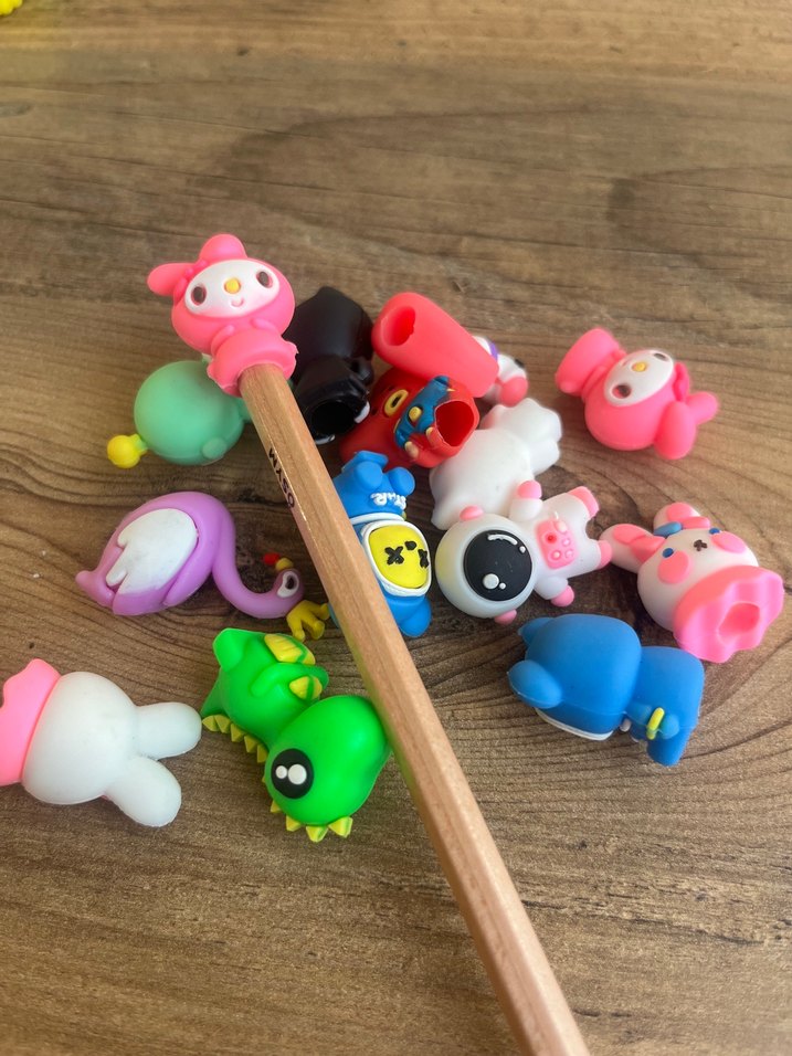 Renkli Karışık Figür Oyuncaklar - Görsel 2