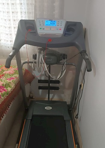 Gri Baskılı Step Platform koşu bandı