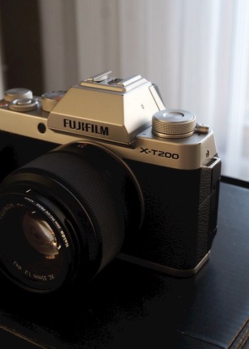 Fujifilm X-T200 + XC 35mm F2 Le s