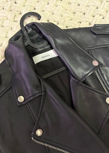 Bershka Deri Kolsuz Biker Yelek - Görsel 2