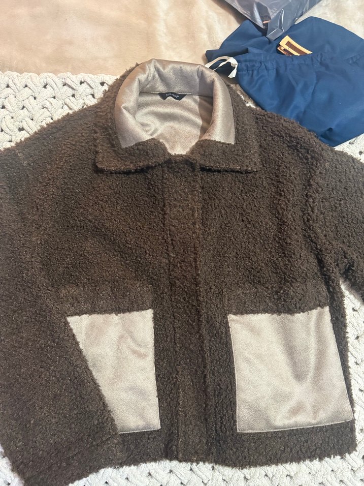 Kahverengi Tüylü Kadın Ceket - Görsel 2