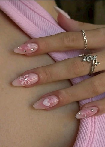 Pembe Pastel Tırnak Süslemeleri