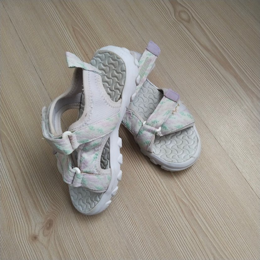 35 numara Kız Çocuk Cırt Cırtlı Sandalet - Görsel 2