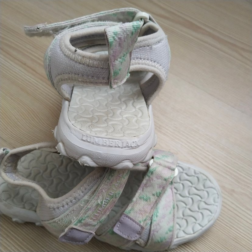 35 numara Kız Çocuk Cırt Cırtlı Sandalet - Görsel 4