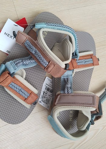 Renkli Cırtcırtlı Kadın Dolgu Topuklu Sandalet - Görsel 2