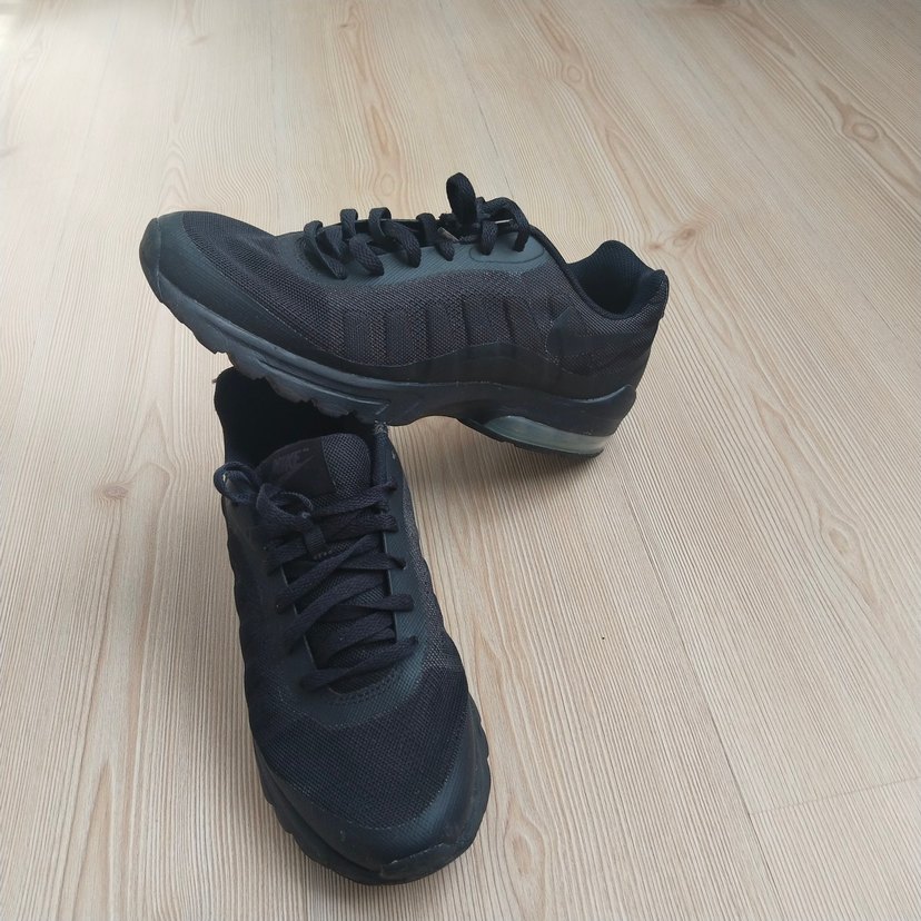 41 Siyah Nike Bağcıklı Spor Ayakkabı - Görsel 2