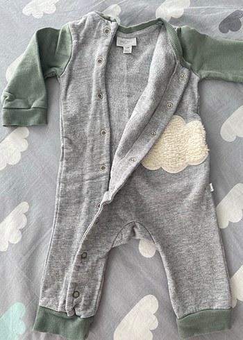 Gri Uzun Kollu Düğmeli Bebek Tulum - Görsel 3