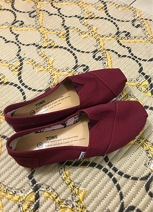 TOMS Bordo toms