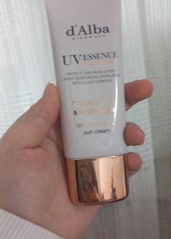 d'Alba UVESSENCE SPF 5 Güneş Kremi - Görsel 2