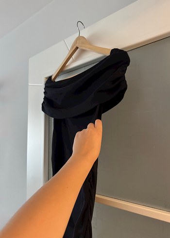 l Beden siyah Renk Zara Siyah Madonna Yaka Drapeli Kadın Elbise