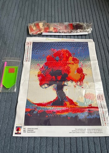 Kırmızı Ağaç Temalı Elmas Tablo Boyama