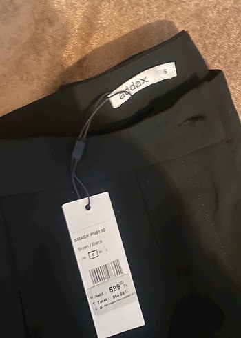 Kadın Siyah Midi Kumaş Pantolon - Görsel 3