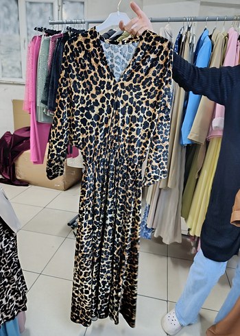 Kahverengi Leopar Desenli Uzun Kadın Elbise