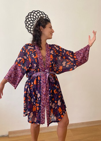 universal Beden Uzun, Salaş Kesim, Çiçek Desenli, V Yakalı Kadın Kimono