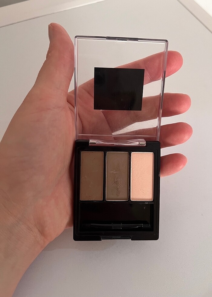 Maybelline kaş farı - Görsel 3