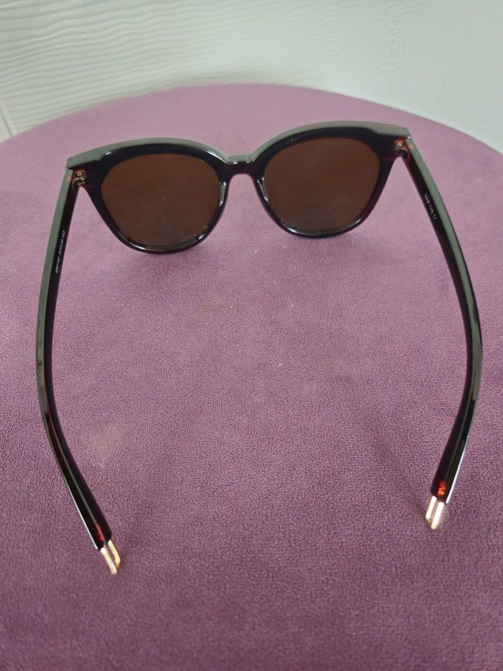 Klasik Parlak Kahverengi Kadın Gözlüğü - Görsel 2