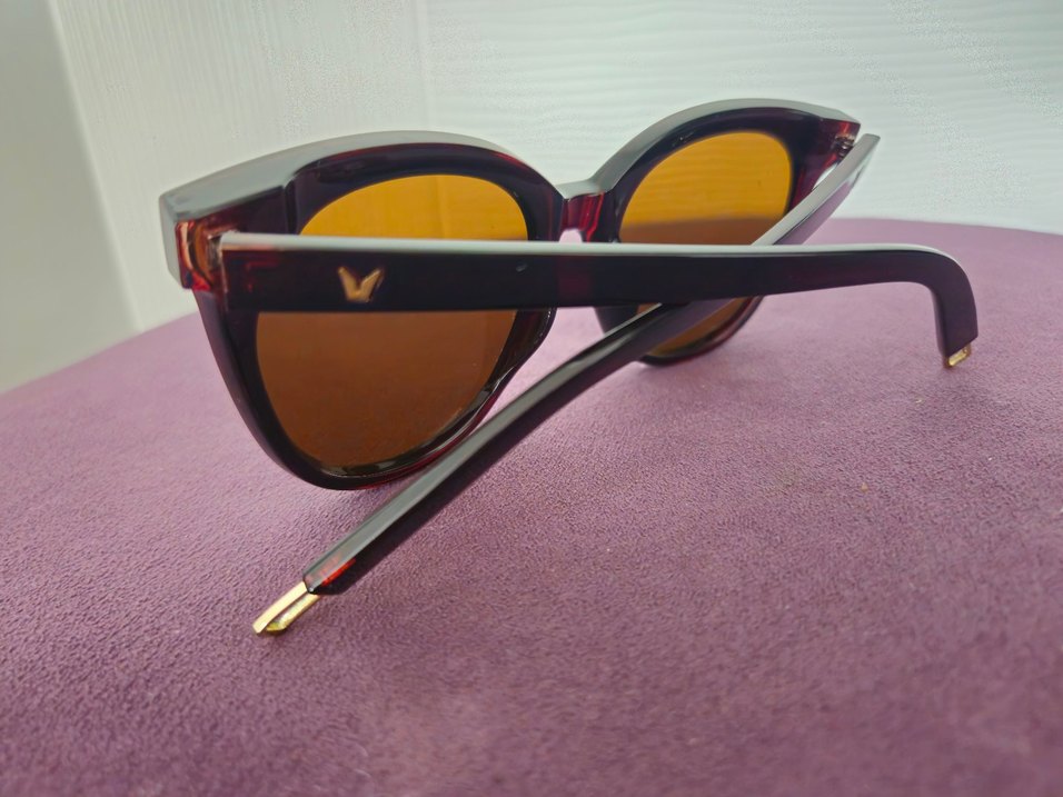 Klasik Parlak Kahverengi Kadın Gözlüğü - Görsel 5