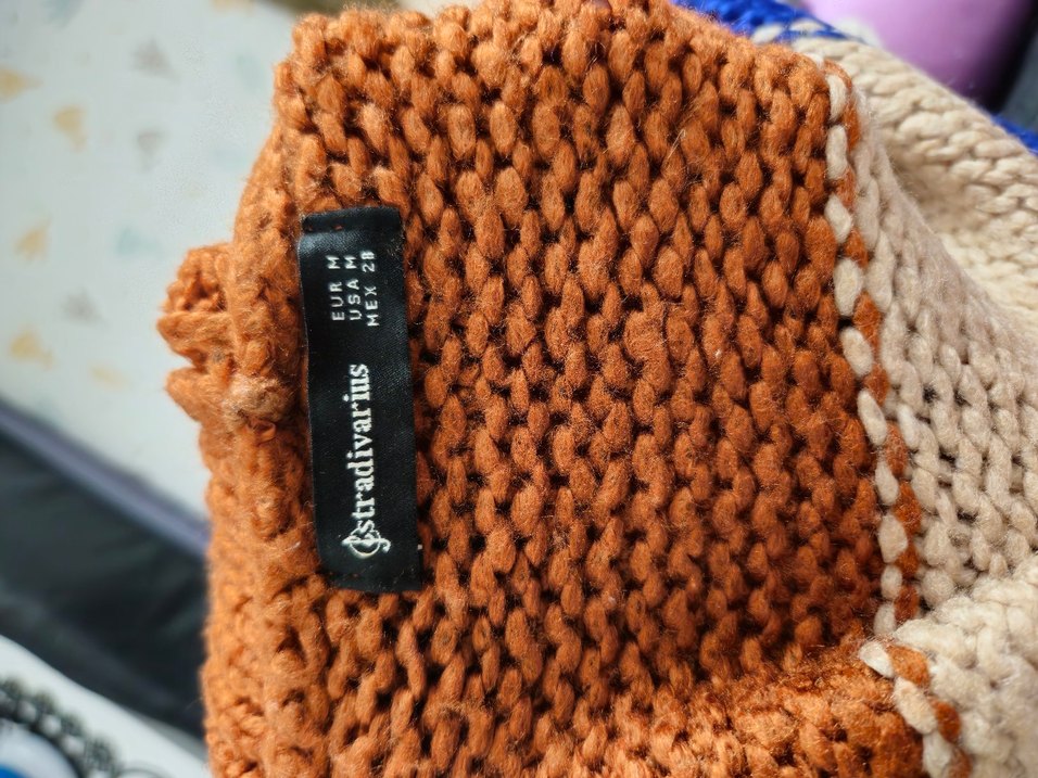 Stradivarus Renkli Çizgili Boğazlı Triko Kazak - Görsel 3