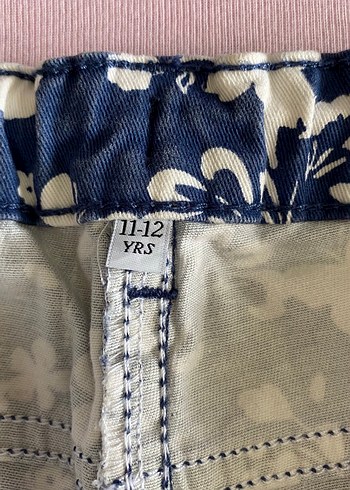 Marks & Spencer Çiçek Desenli Düğmeli Kadın Kot Pantolon