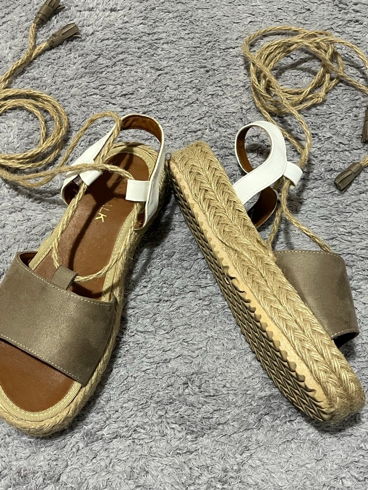 bilekten dolamalı kadın sandalet - Görsel 3