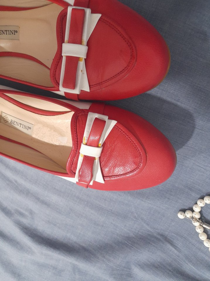 Kırmızı Deri Tokalı Kadın Düz Ayakkabı - Görsel 3