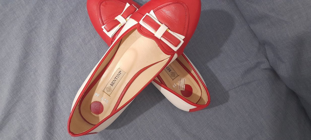 Kırmızı Deri Tokalı Kadın Düz Ayakkabı - Görsel 4