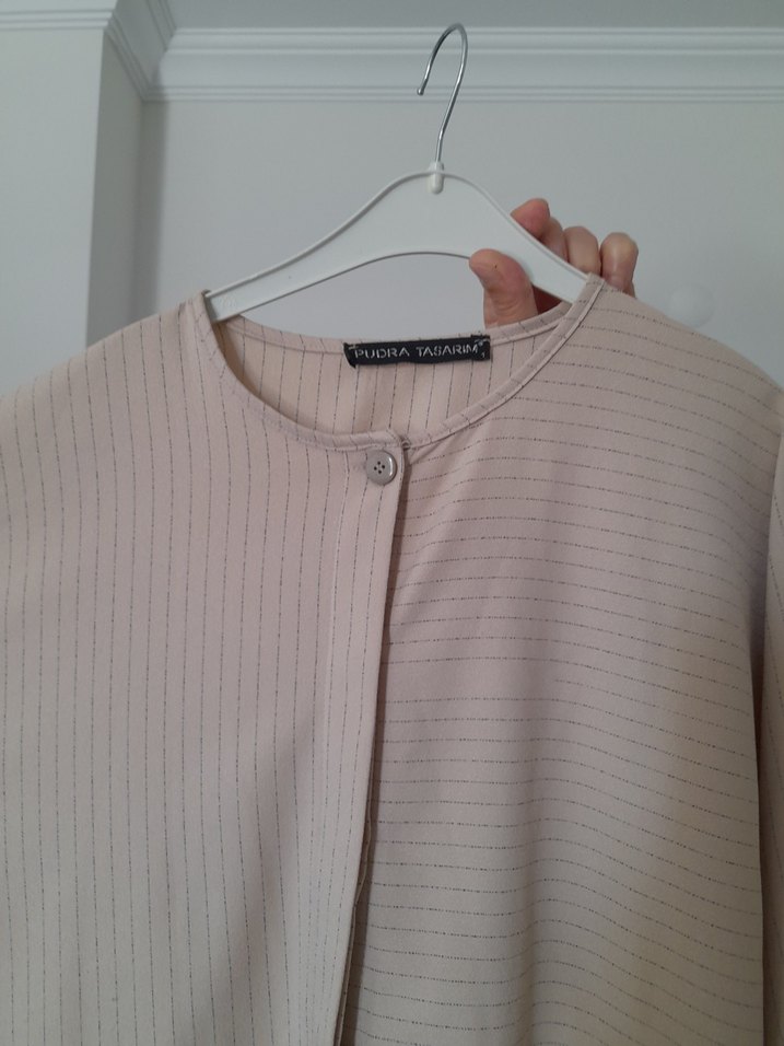 cok az kullanılmış bej renk ceket - Görsel 2